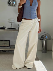 Paltrow Mid Rise Wide Leg Cargo Jeans Cream