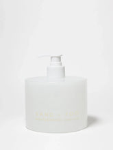 Winter White 15.7 oz Liquid Hand Soap