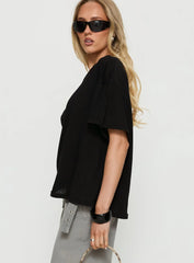 Winny Off Shoulder Tee Black