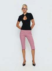 Rossie Capri Pants Red Gingham