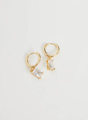 Carlington Gold Plated Teardrop Earrings Gold