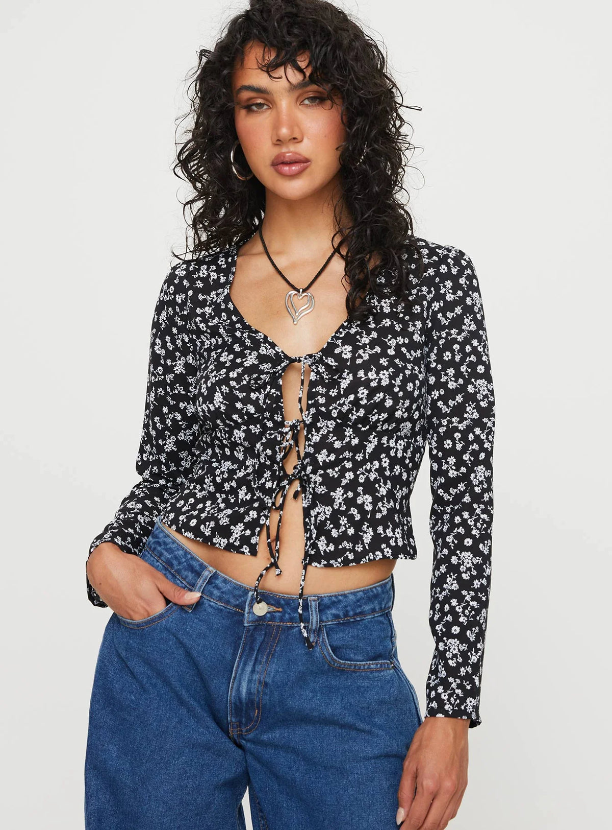 Mekki Long Sleeve Top Black Floral