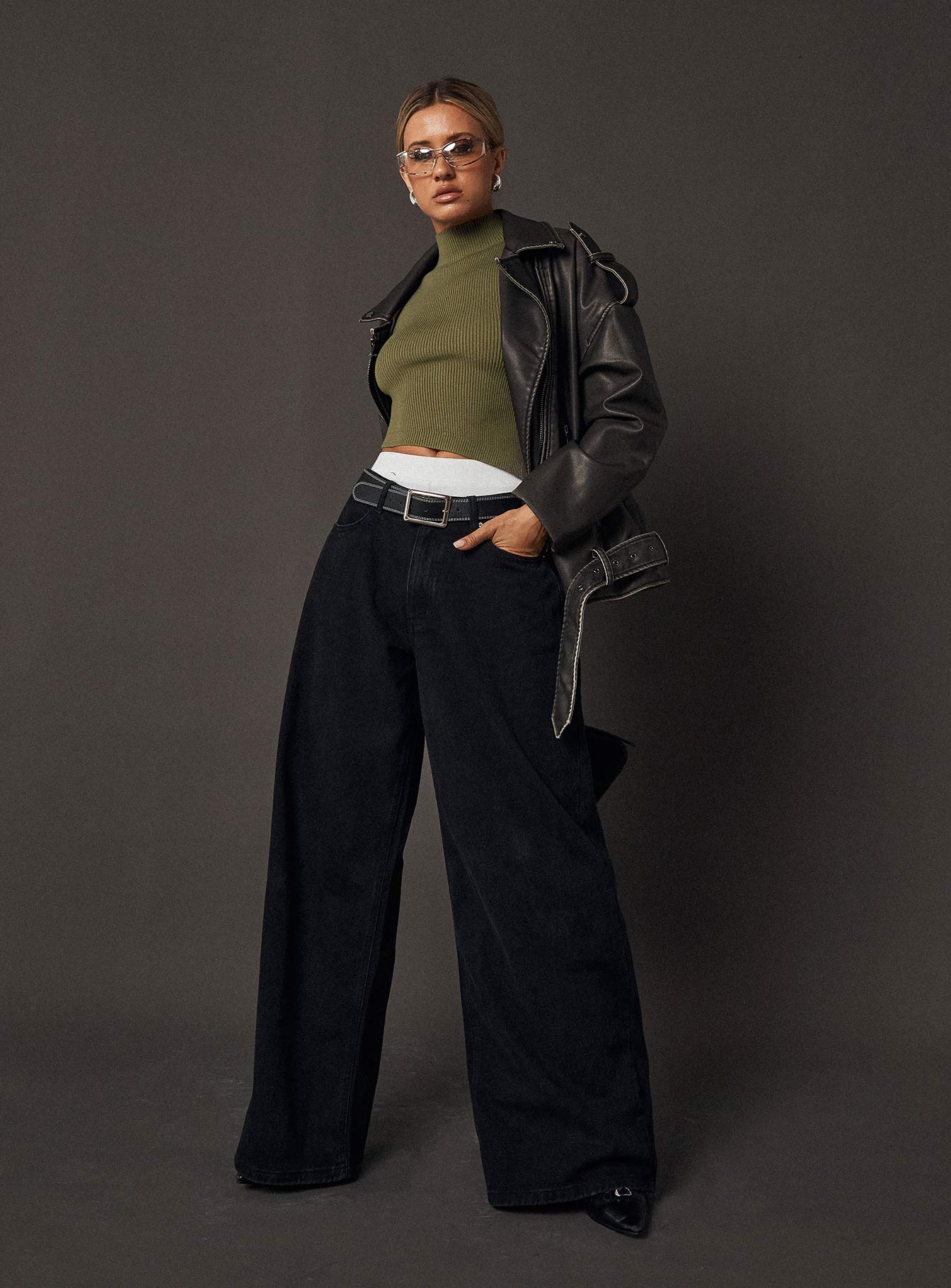 Naylor Mid Rise Wide Leg Jeans Washed Black Tall