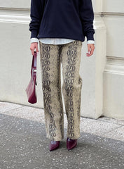 Serpentina Low Rise Straight Leg Jeans Snake