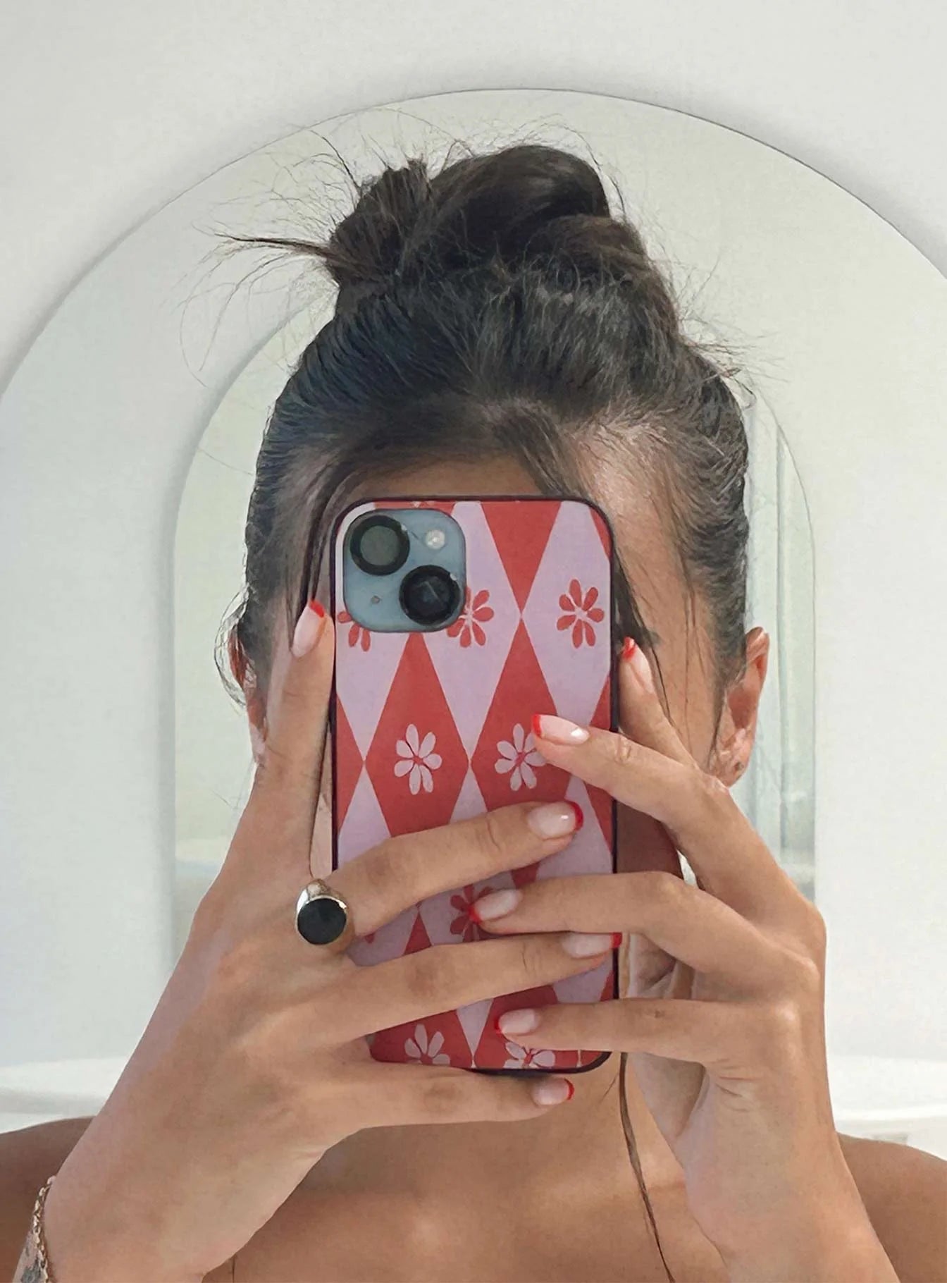 Yvonne iPhone Case Pink