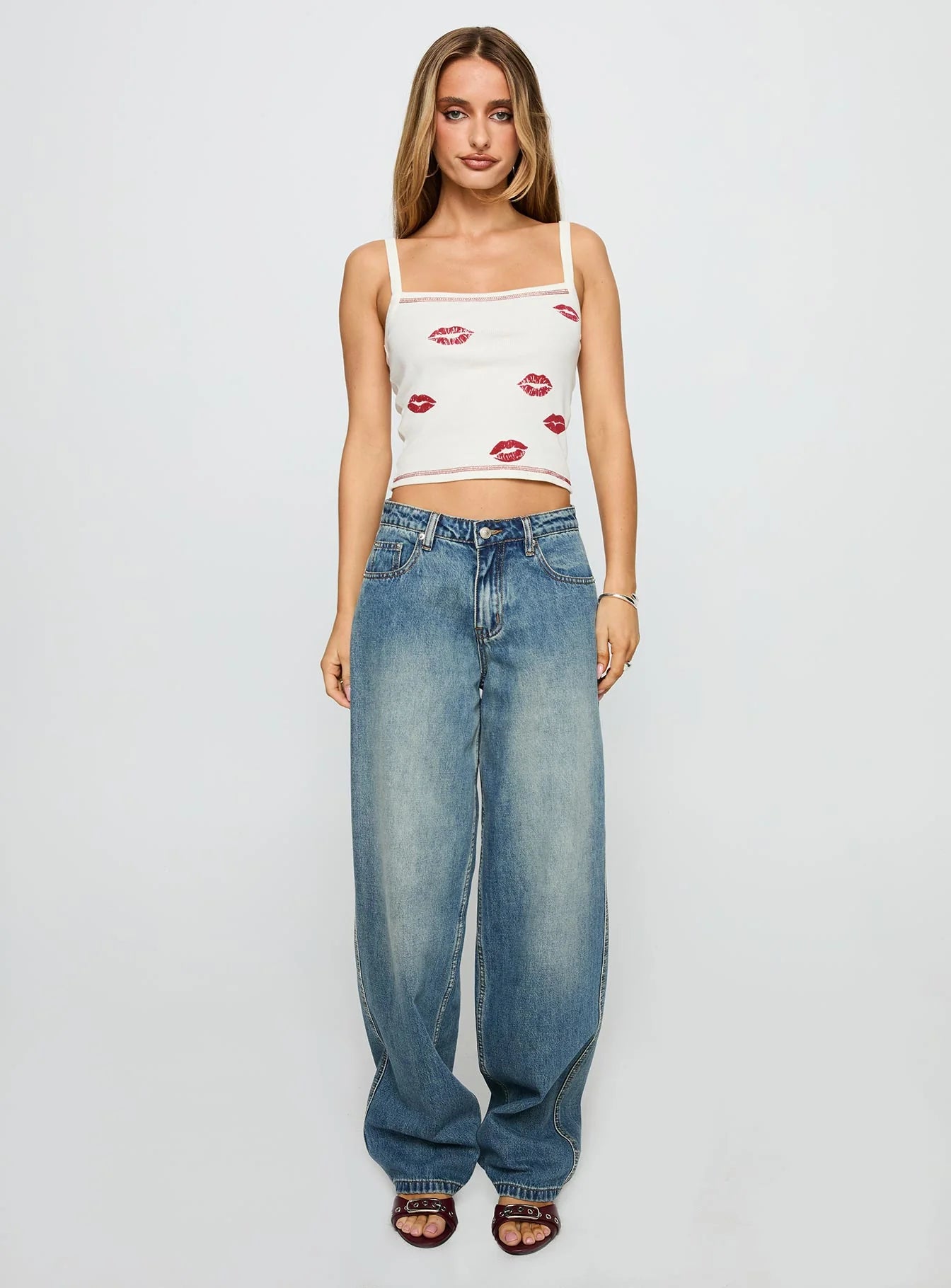 Smooches Graphic Top Cream