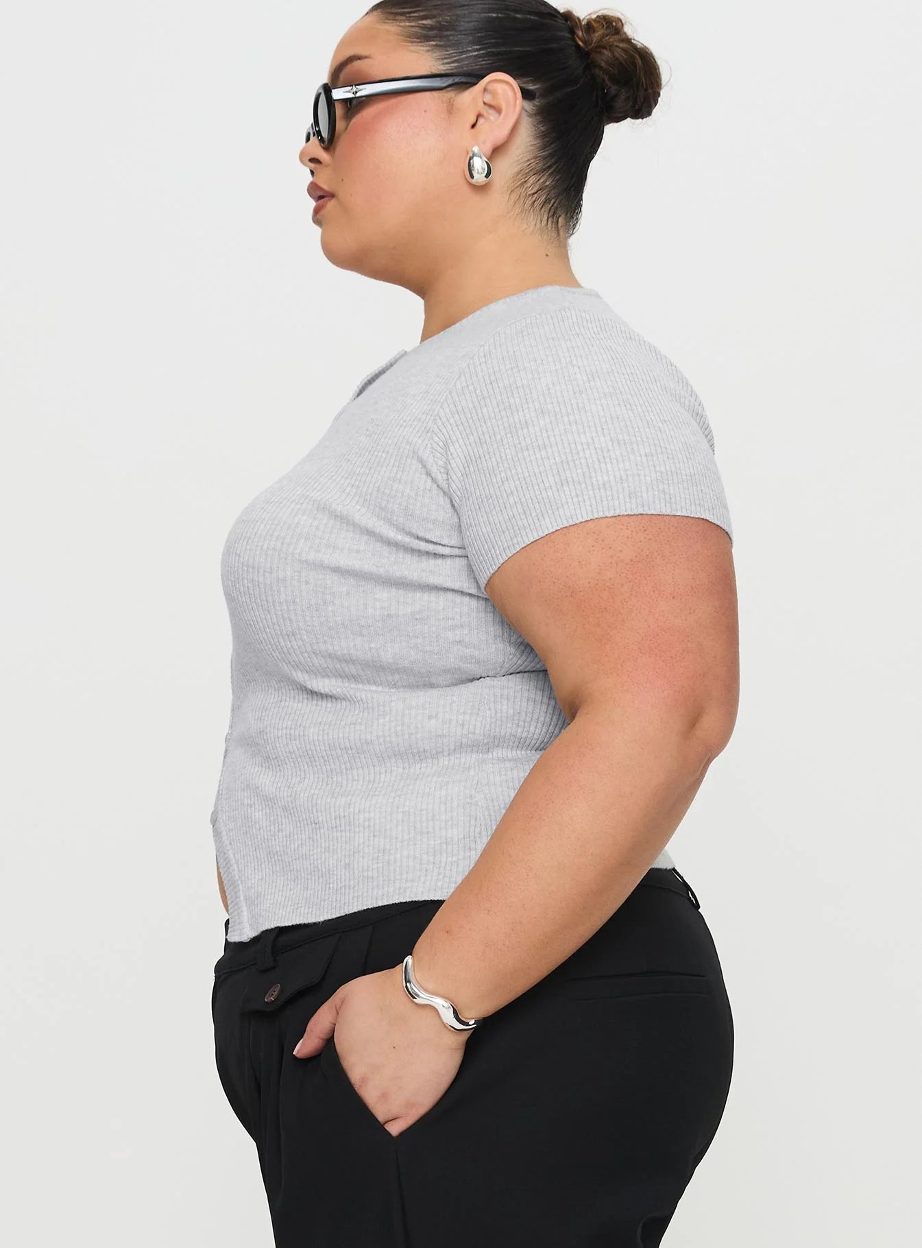 Suzu Knit Top Grey Curve