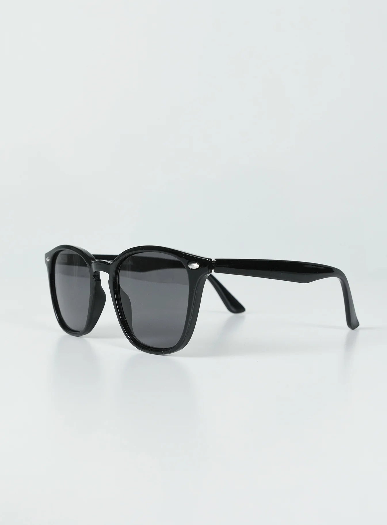 Gilby Sunglasses Black