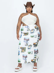Avoca Top White Curve