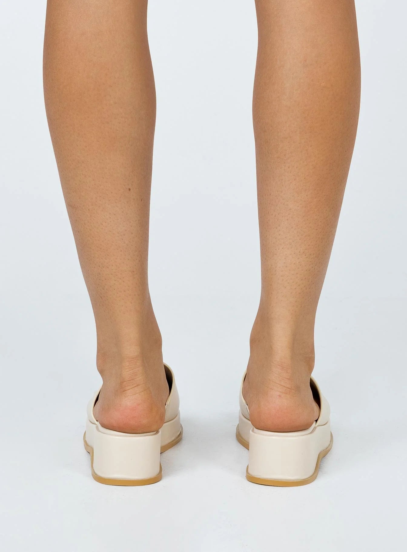 Bayshore Sandals Beige