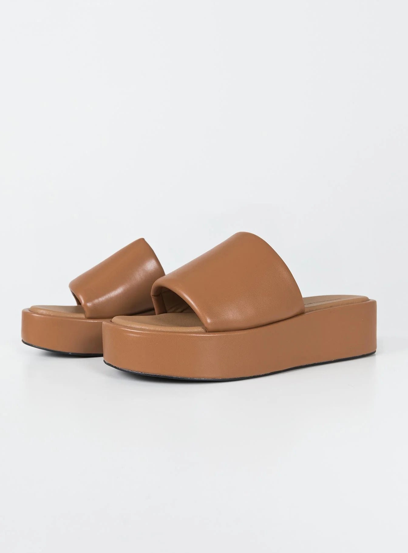 Satya Platform Sandals Latte