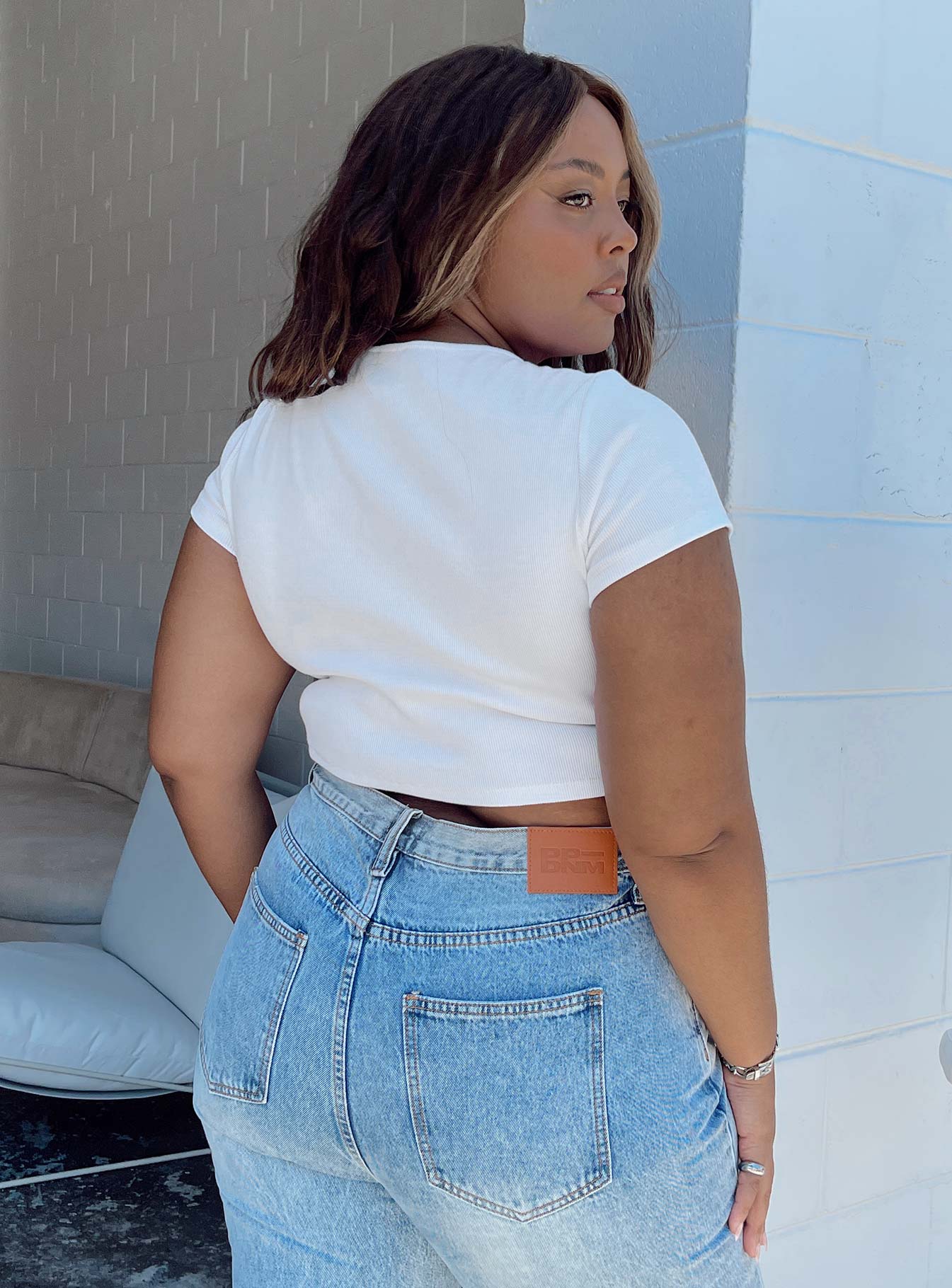 Classic Crop Tee White Curve