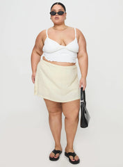 Greyer Top White Curve