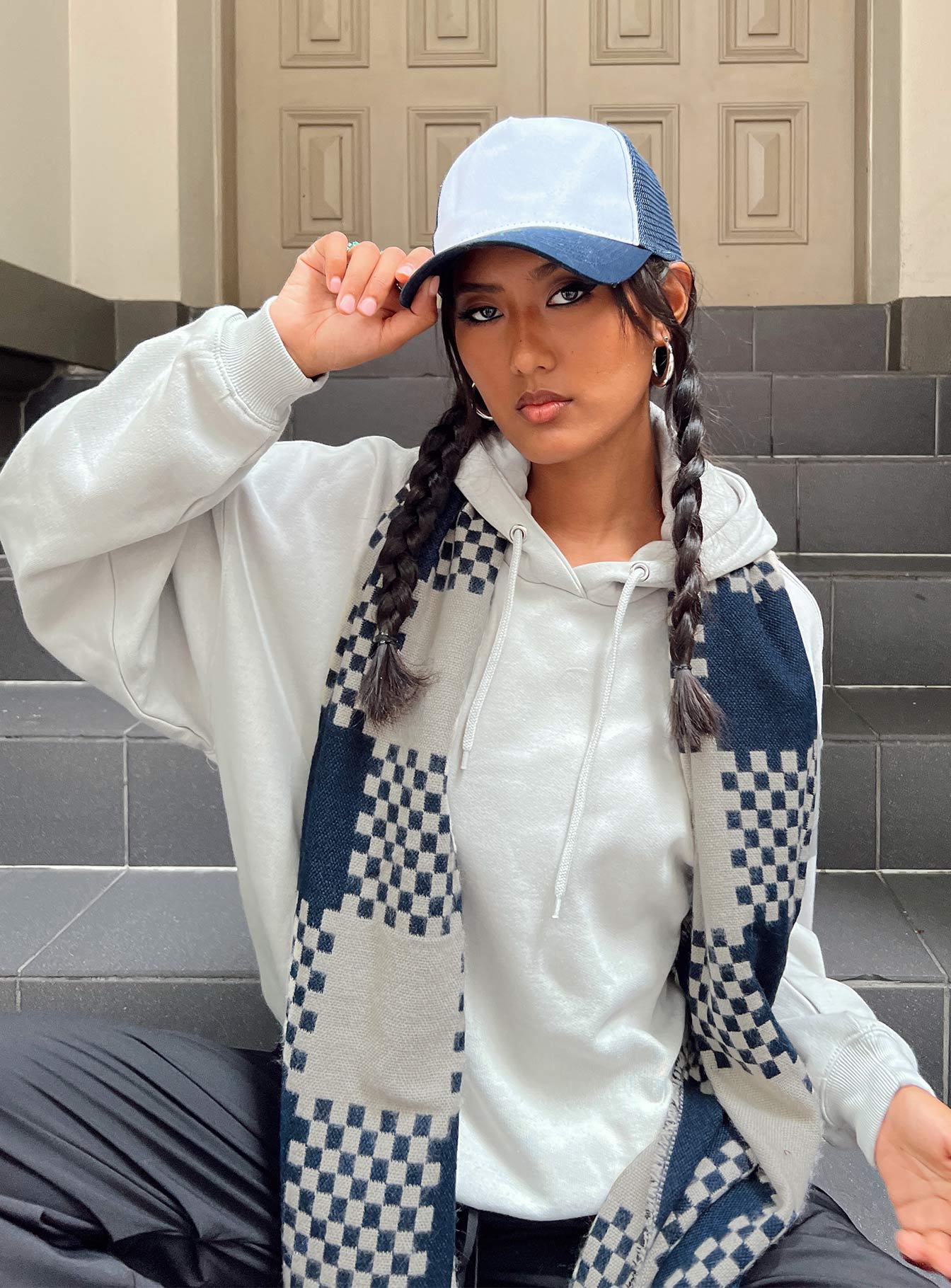 Voce Hoodie Grey