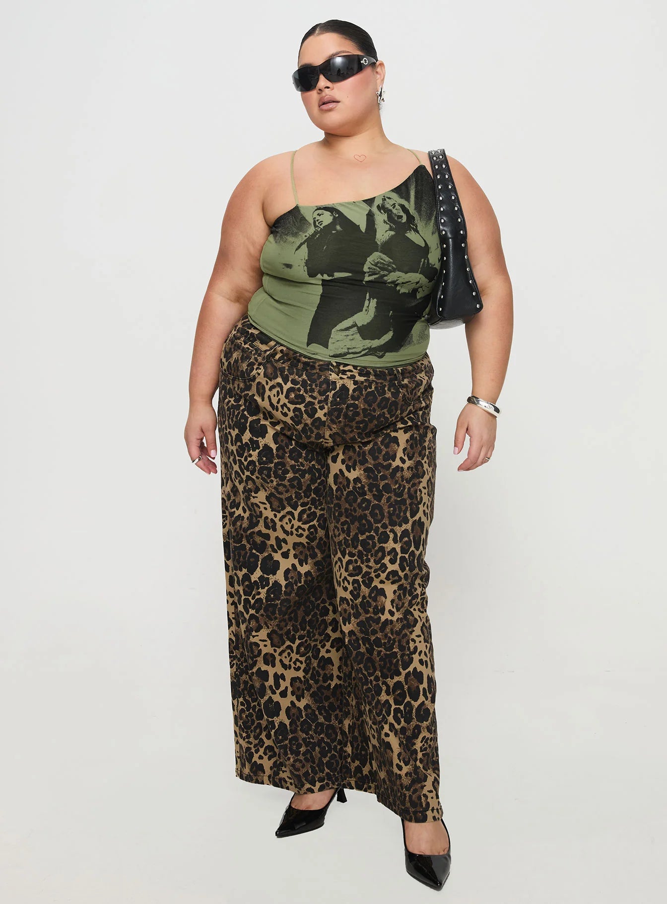 Miekie Top Green Curve