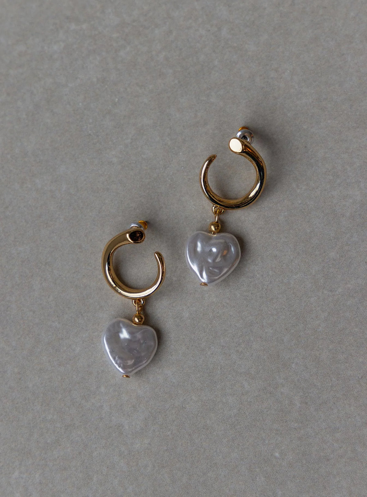 Ravi Heart Earrings Gold / White