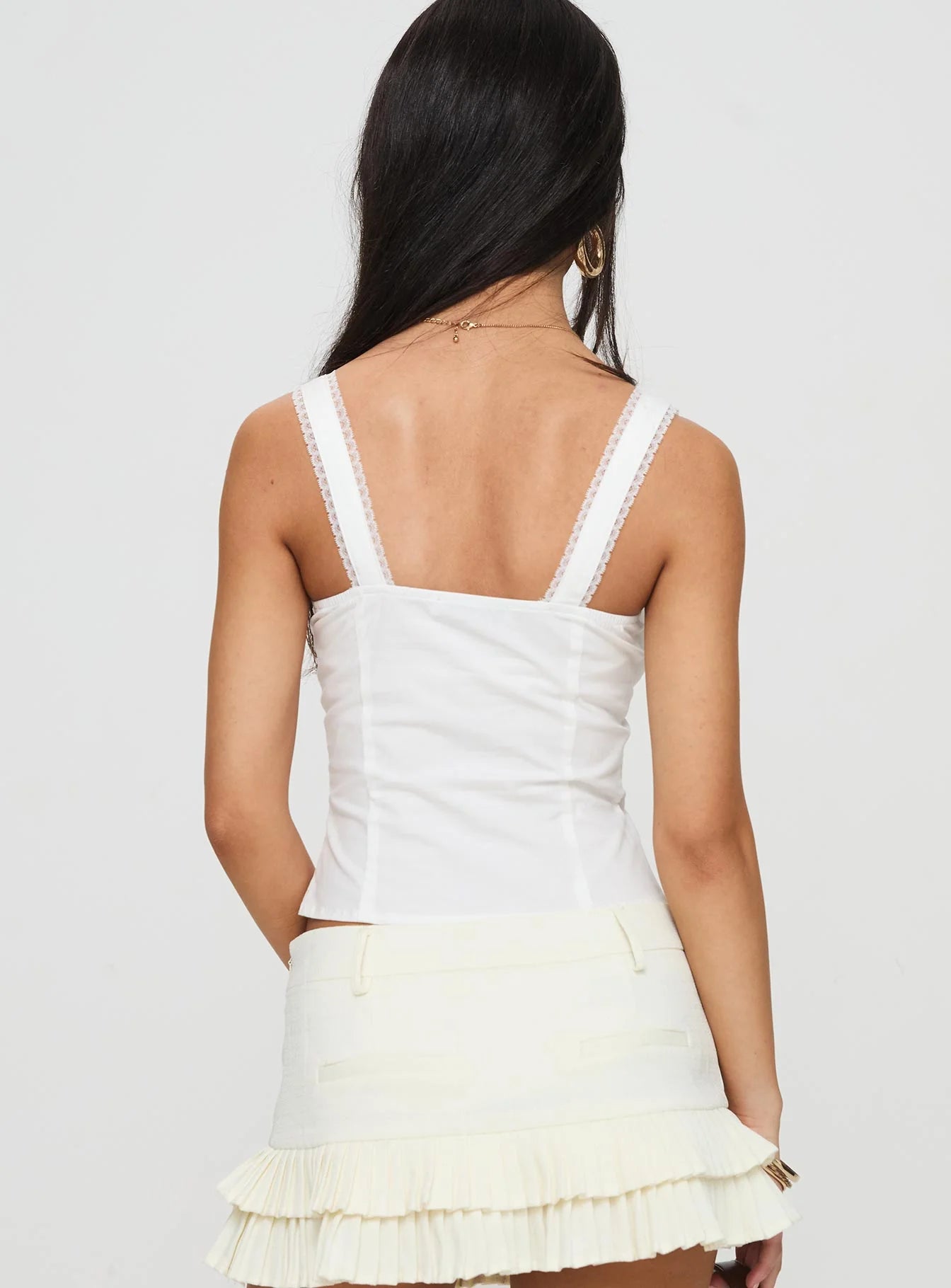 Hatching Top White