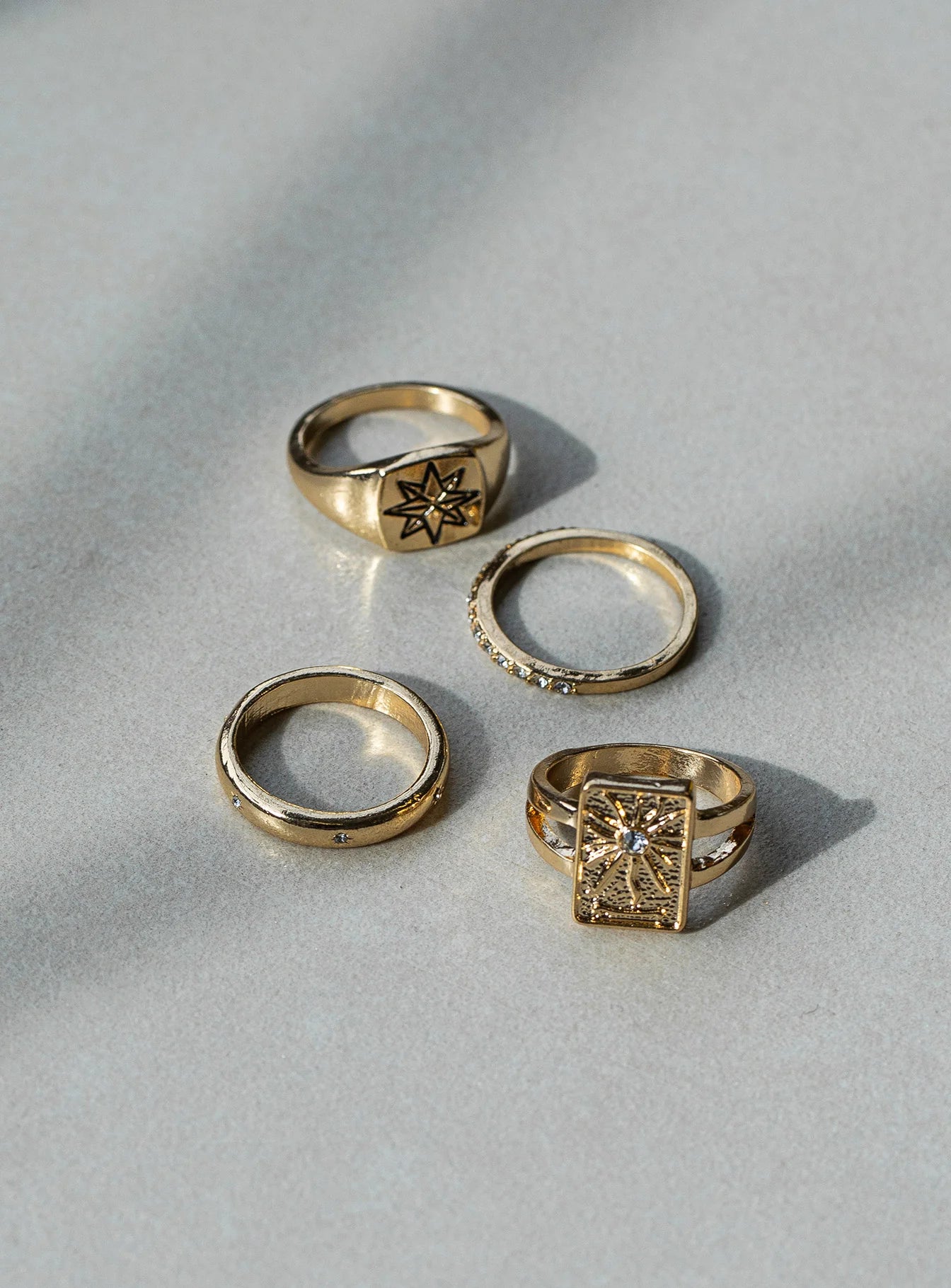 Silent Nights Ring Pack Gold