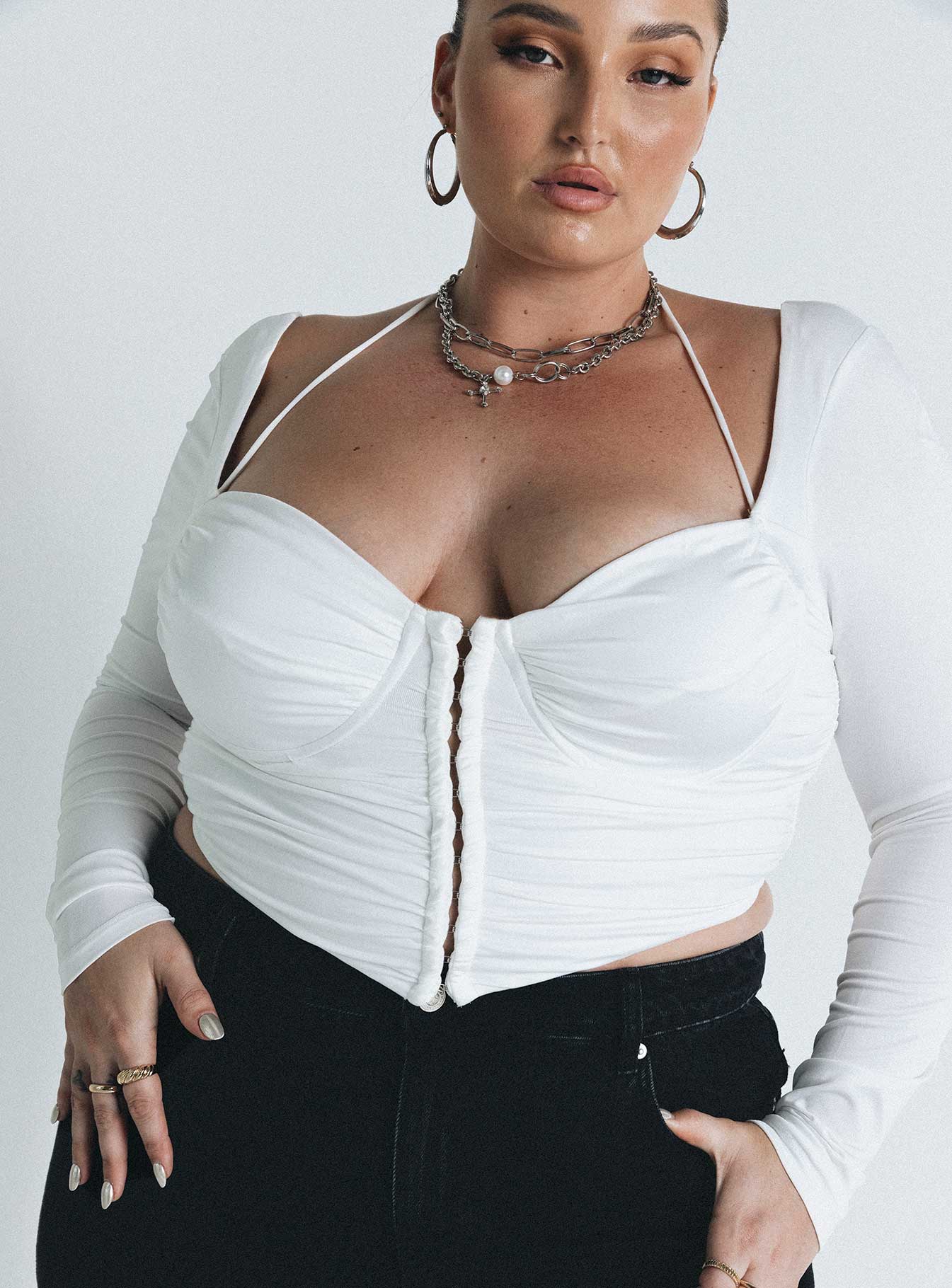 Galyn Long Sleeve Top White Curve