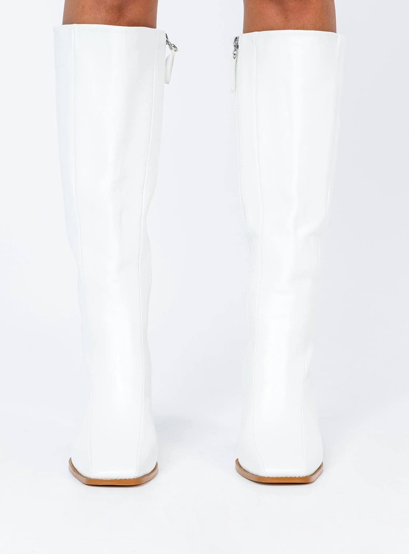 Jessa Boots Matte White PU