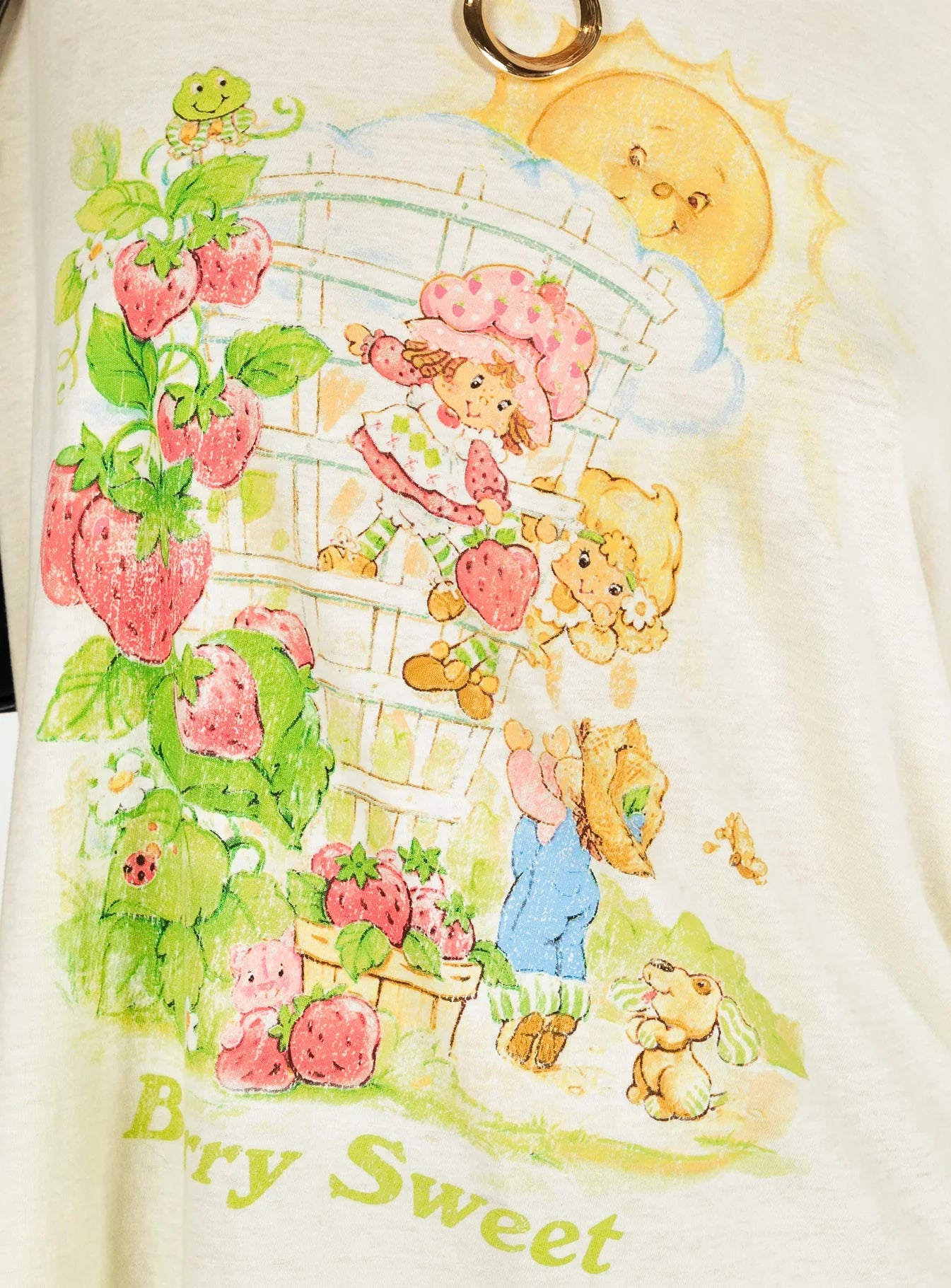 Berry Sweet Oversized Tee Cream