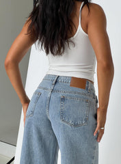 Toby Low Rise Baggy Jeans Light Wash