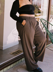 Archer Pants Dark Brown Curve