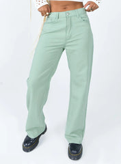 Lester Mom Jeans Sage Green