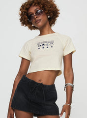 Outta This World Tee Cream