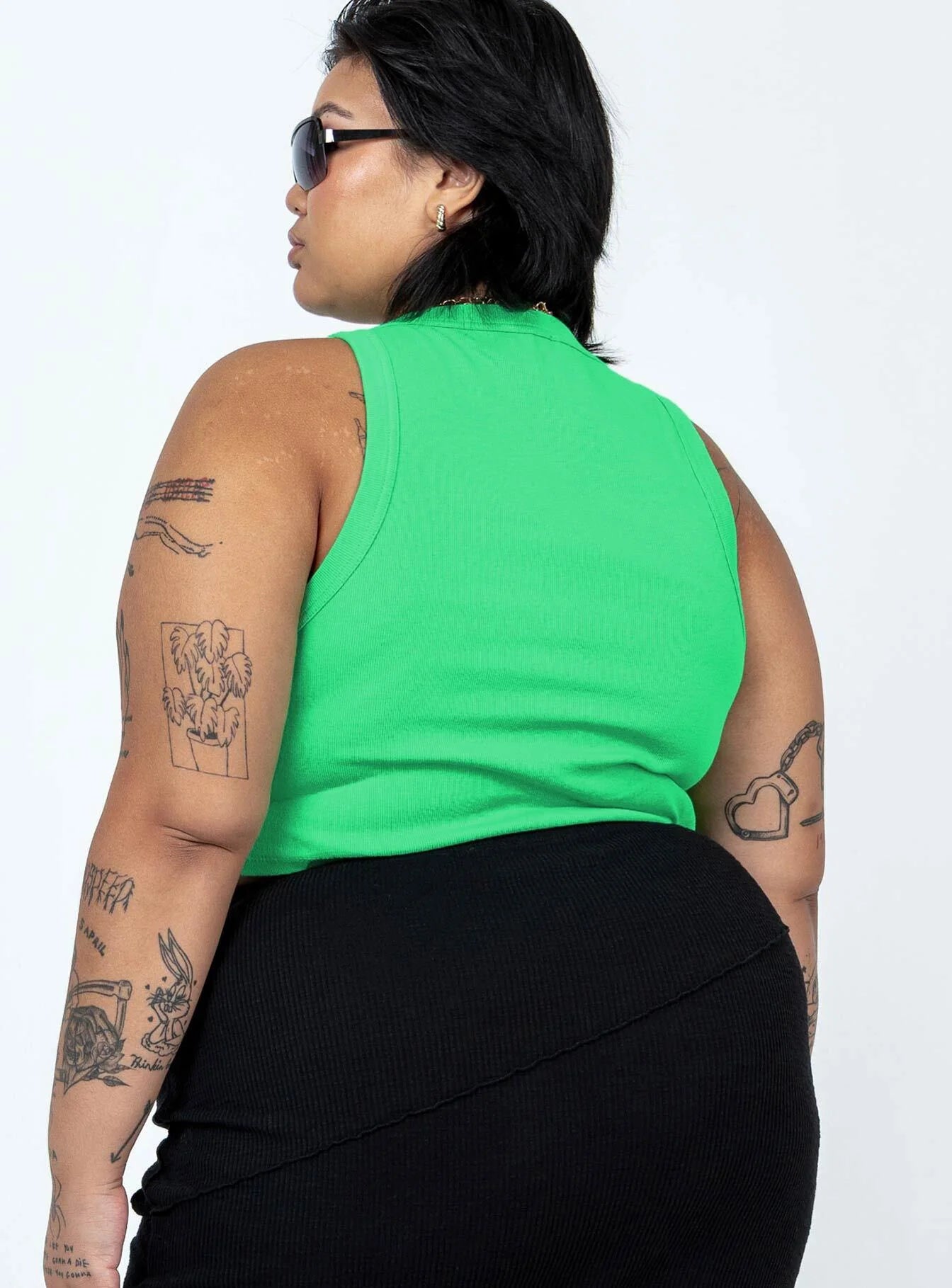 Classic Tank Top Green Curve
