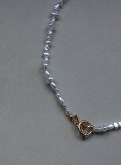 Sutter Pearl Necklace White