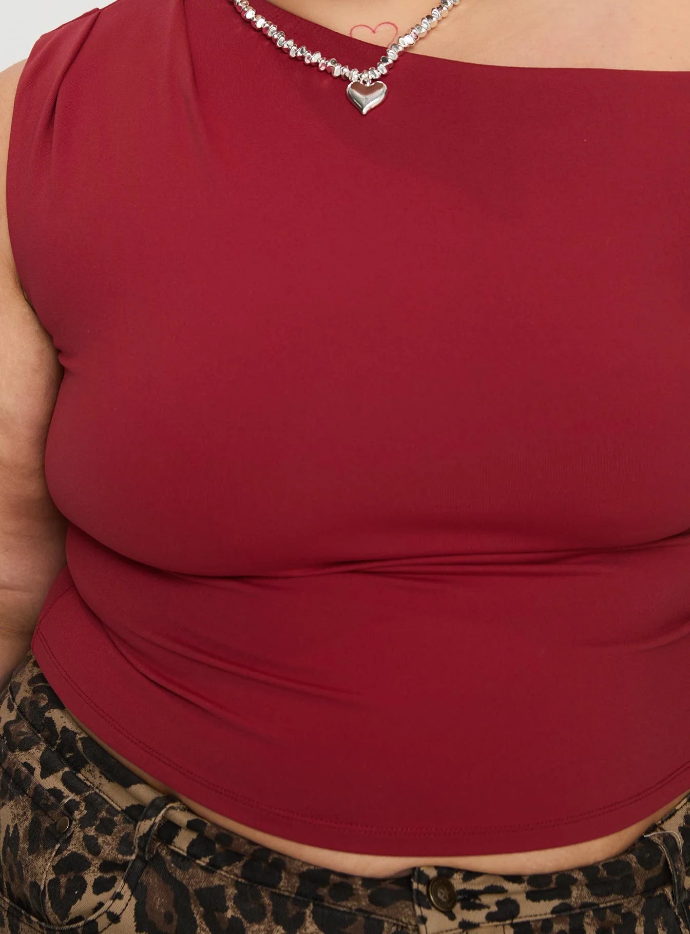 Danza Top Red Curve