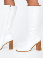 Jessa Boots Matte White PU