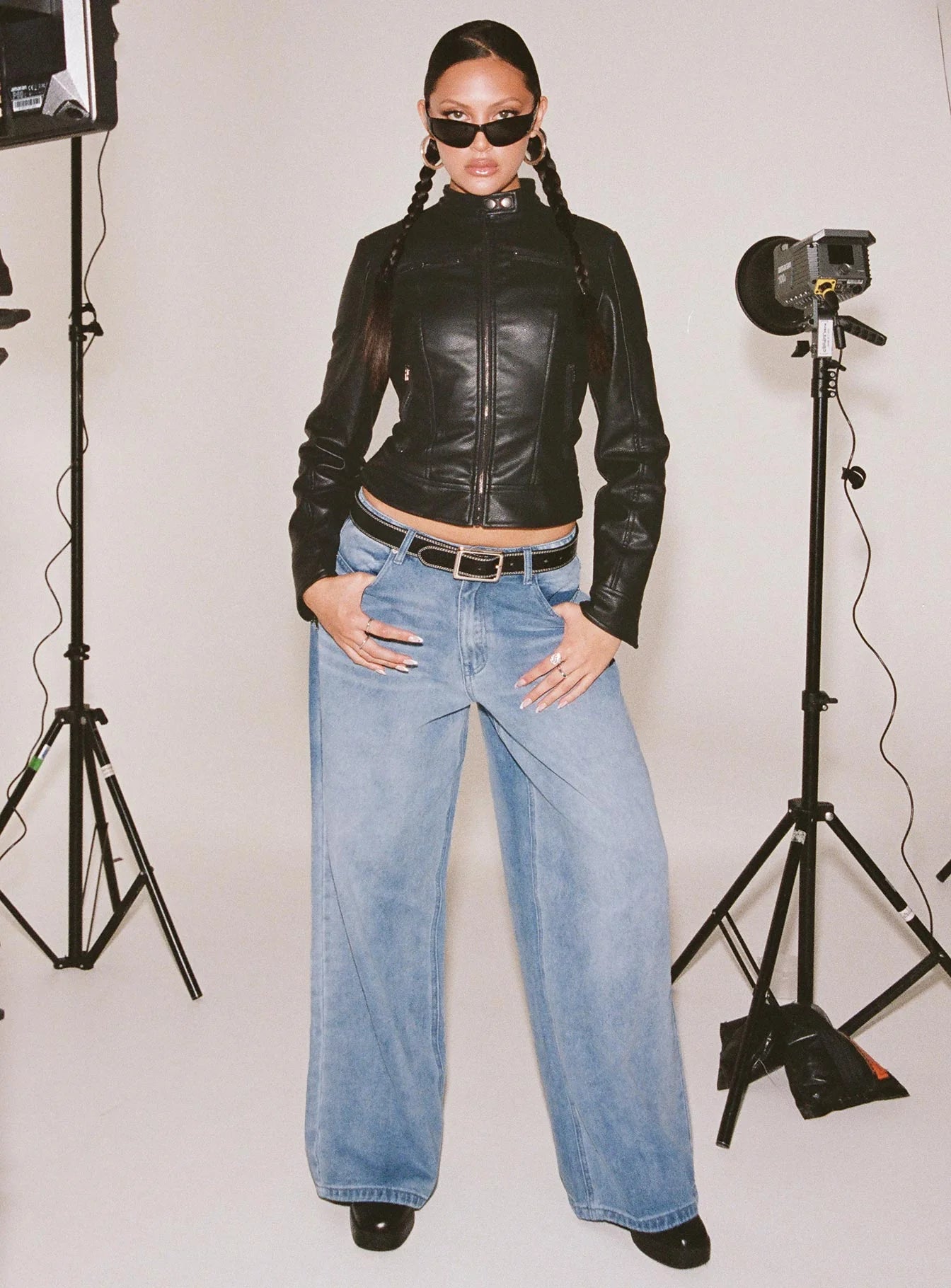 Naylor Mid Rise Wide Leg Jeans Light Blue Wash