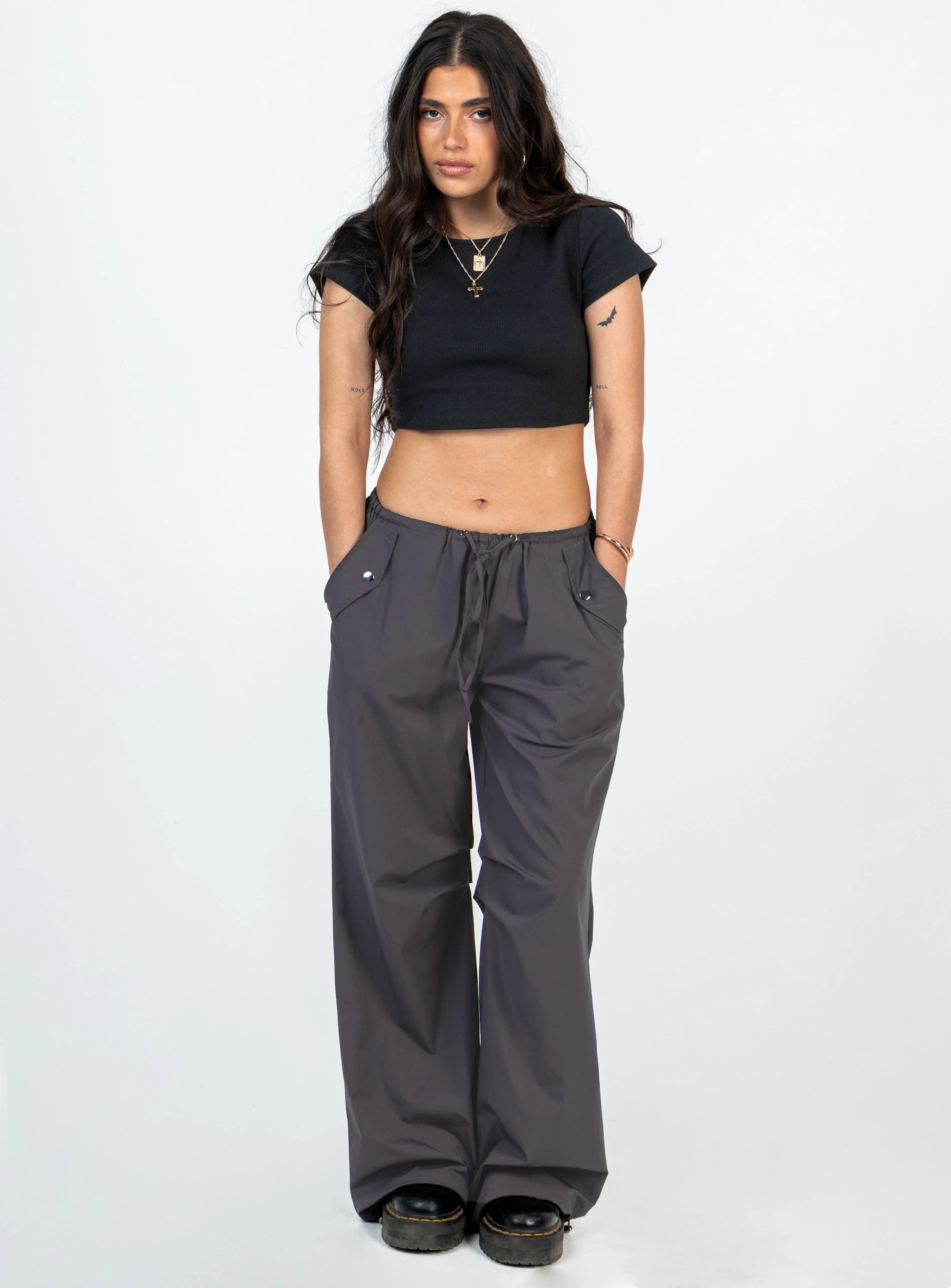 Classic Crop Tee Black Petite