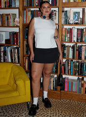 Uzo Top White Curve