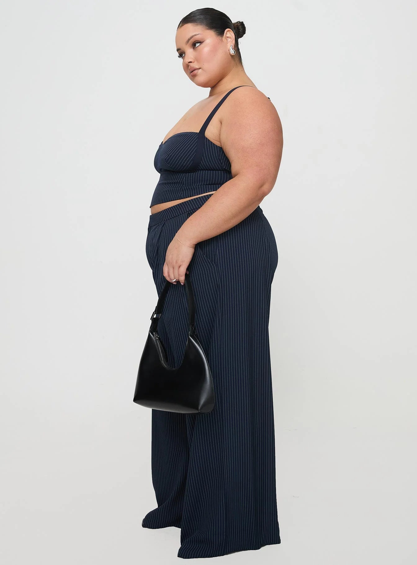 Briana Set Navy Pinstripe Curve
