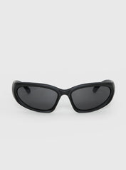 Huxlee Curved Sunglasses Black