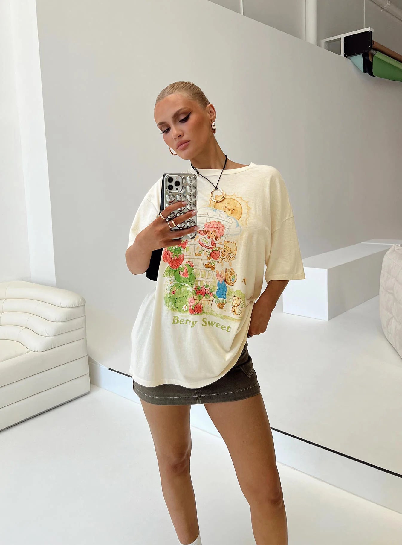 Berry Sweet Oversized Tee Cream
