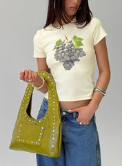 Grapejuice Graphic Top Cream