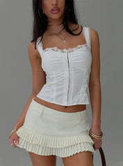 Hatching Top White