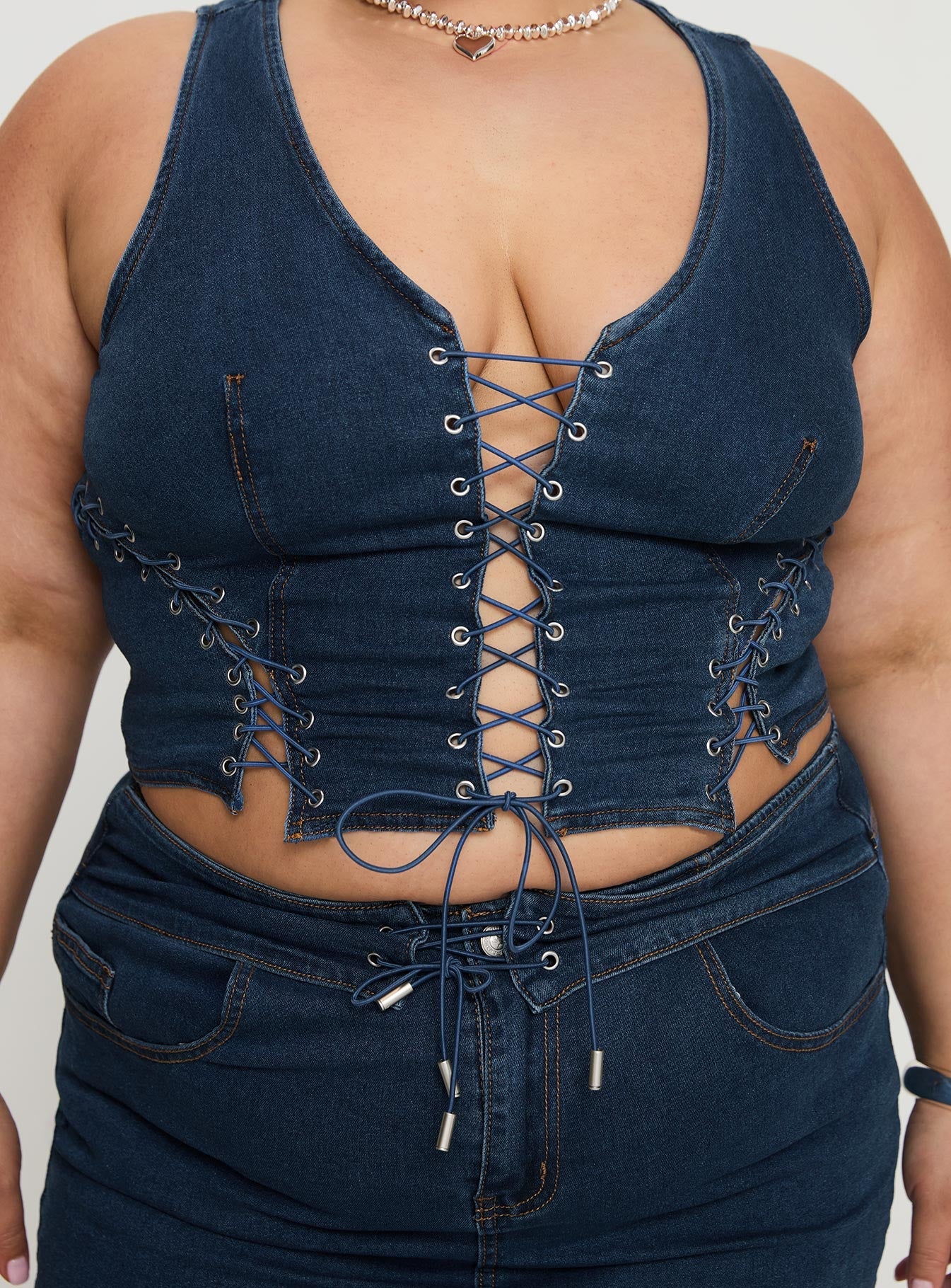 Edenette Top Mid Blue Wash Curve