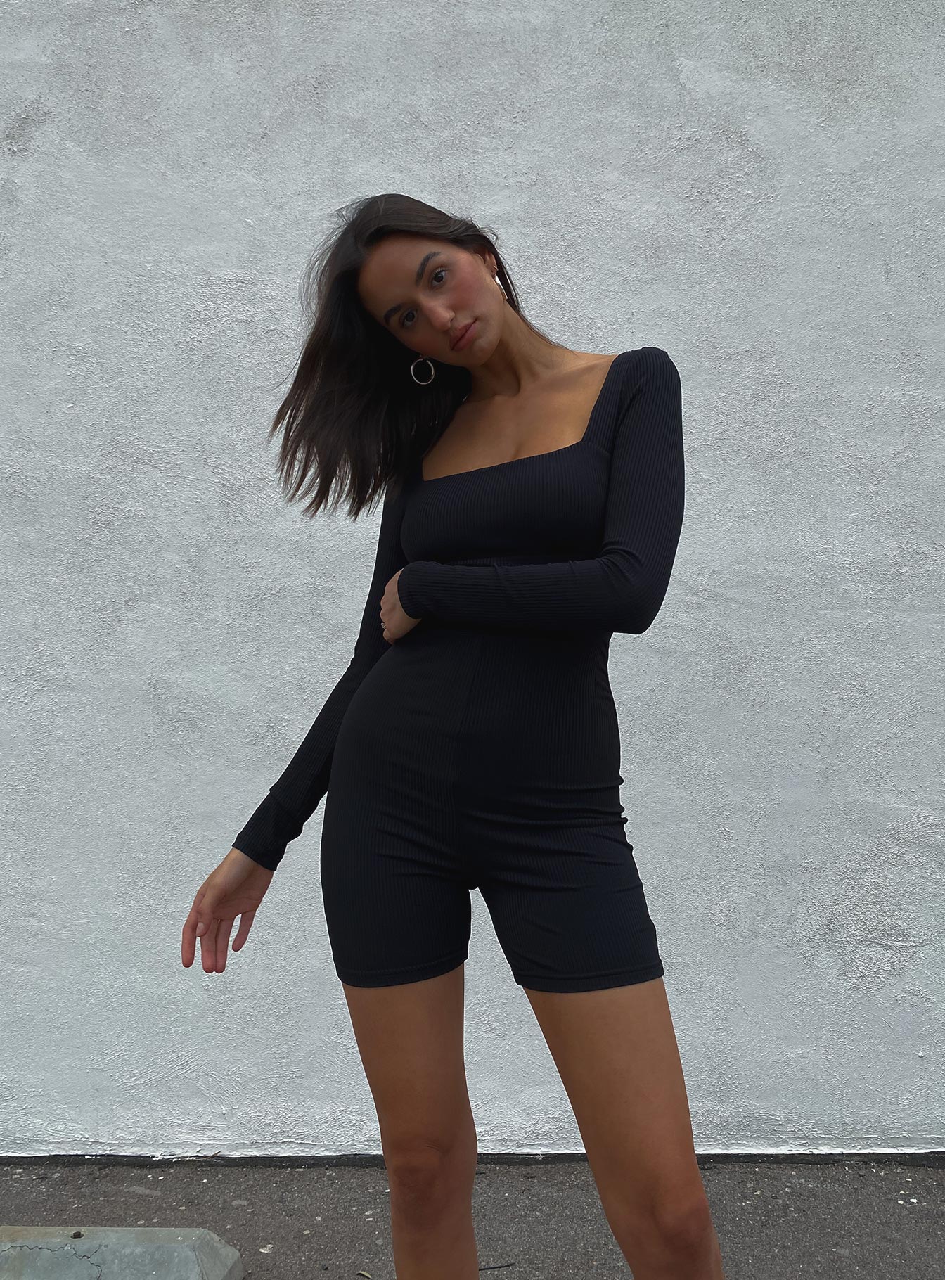Sara Romper Black Tall
