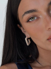 Diamonds Dancing Earrings Gold