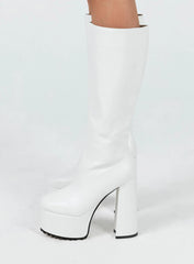 Valdo Platform Boots White