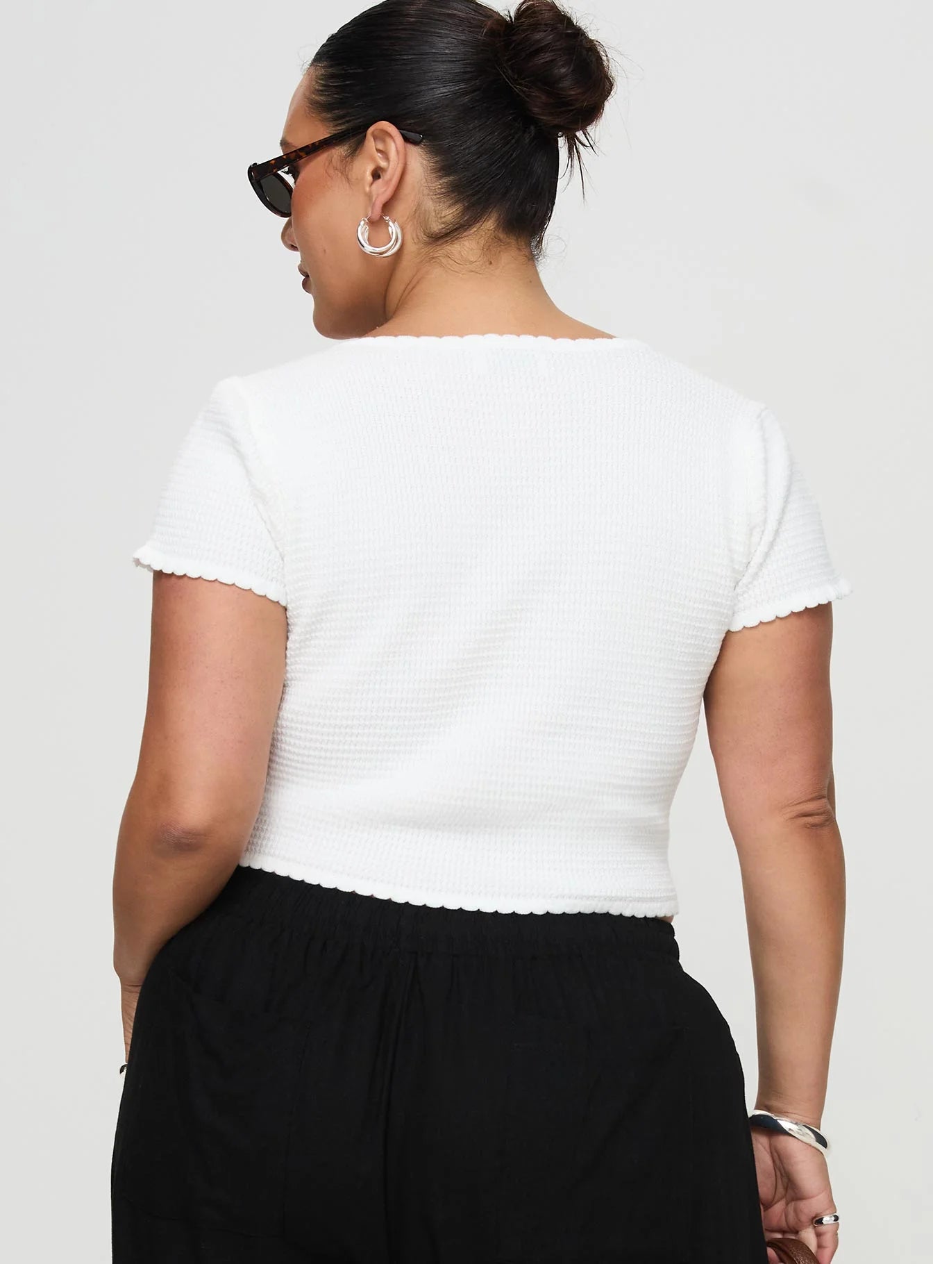 Maz Top White Curve