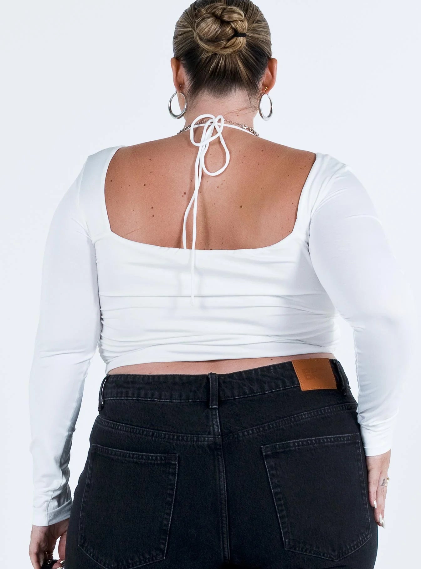 Galyn Long Sleeve Top White Curve