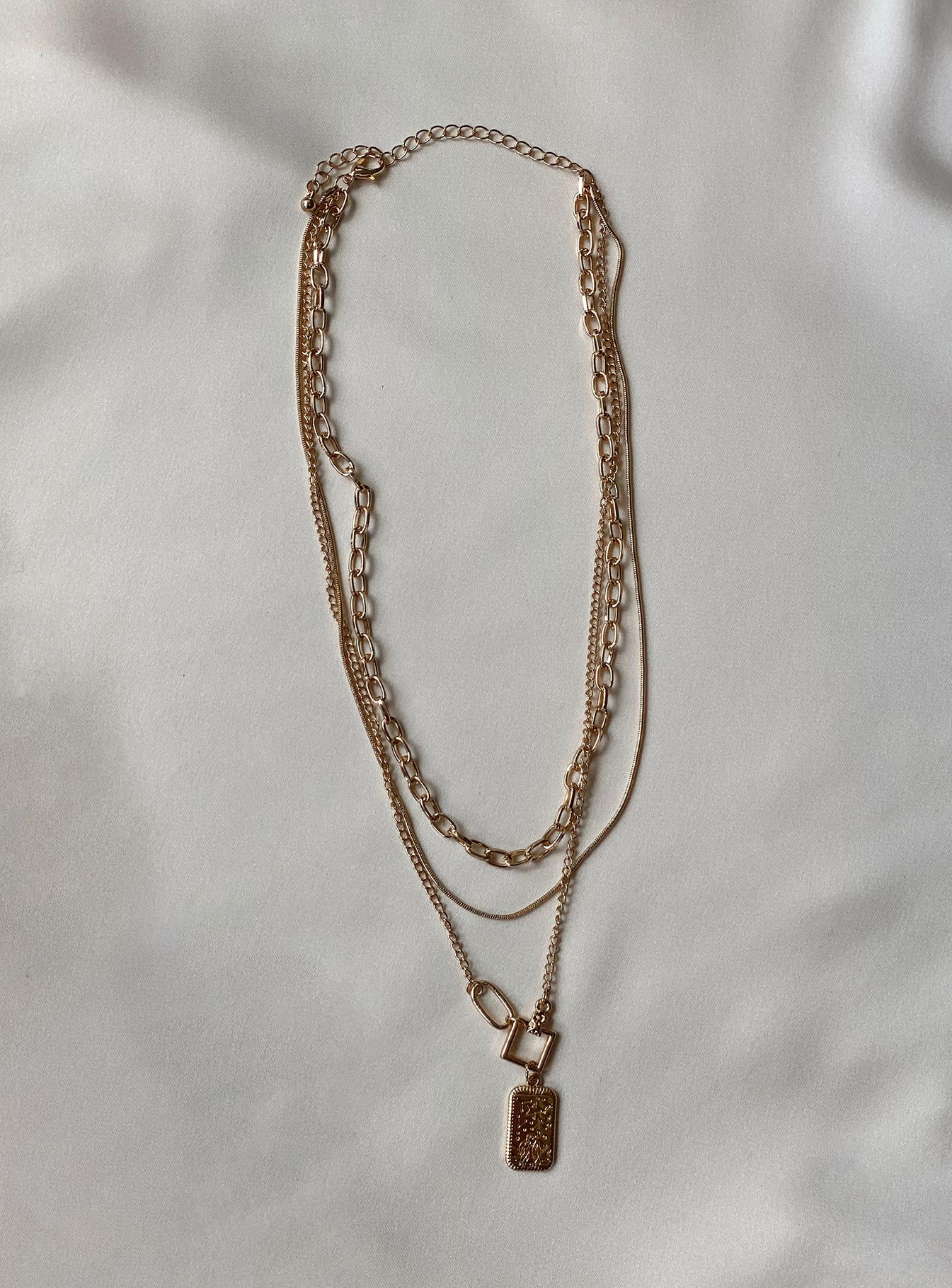 Lonix Necklace Gold
