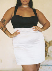 Miah Mini Dress White / Black Curve