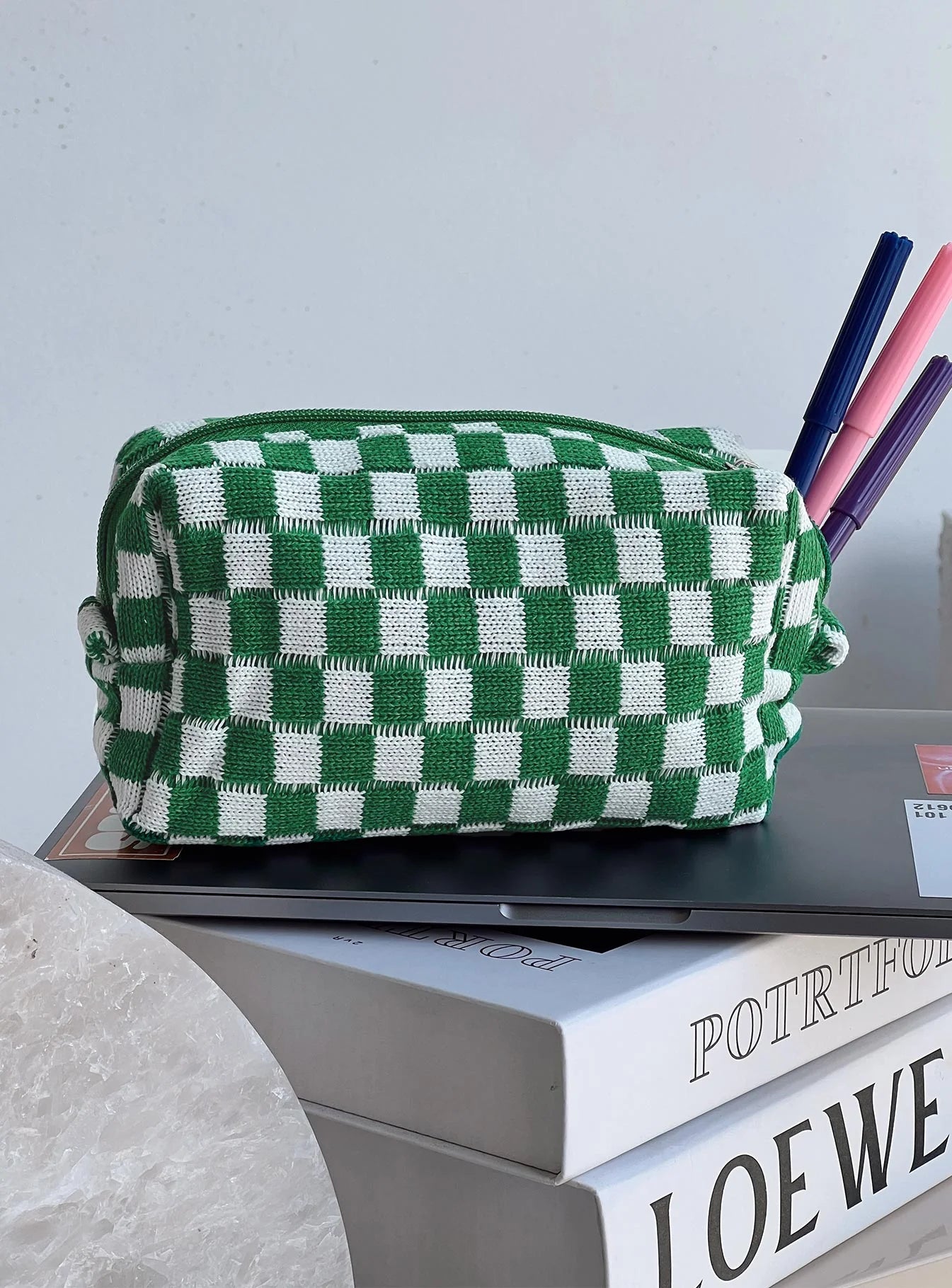 Zinny Cosmetics Case Green / White